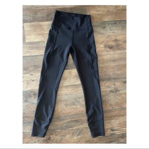 Lululemon black leggings 25” Size 2